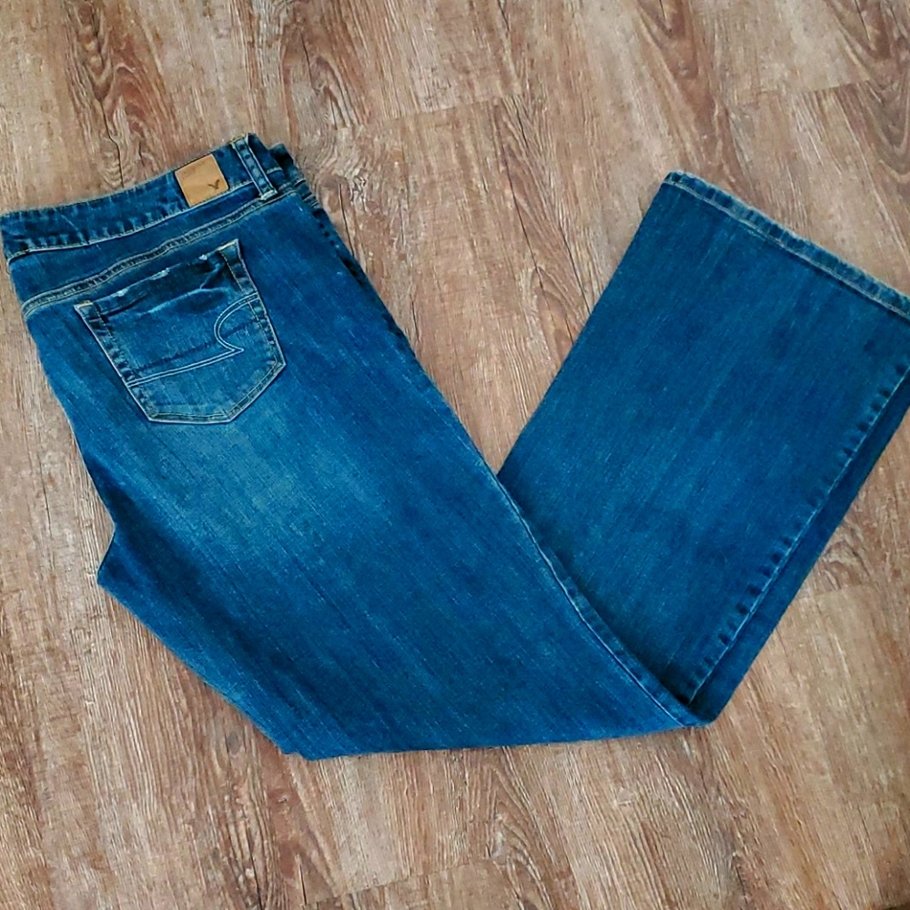 American Eagle Favorite Boyfriend Jeans